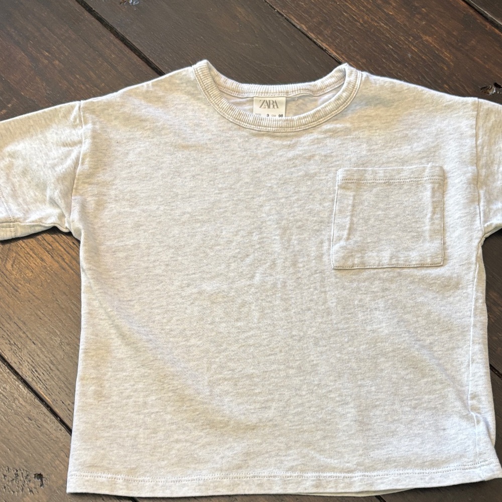 Zara Kids Heather Light Gray Short Sleeve Pocket Tee